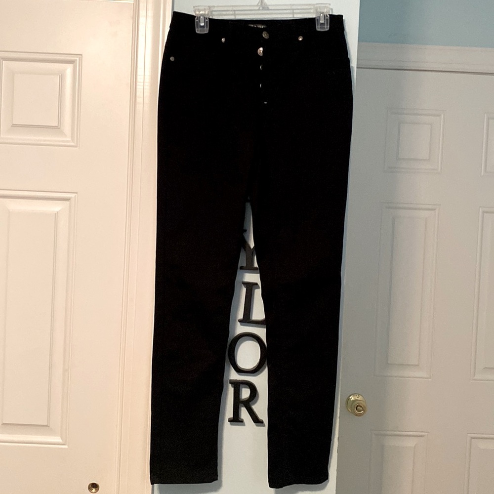 Super fun bottom fly Venus pants